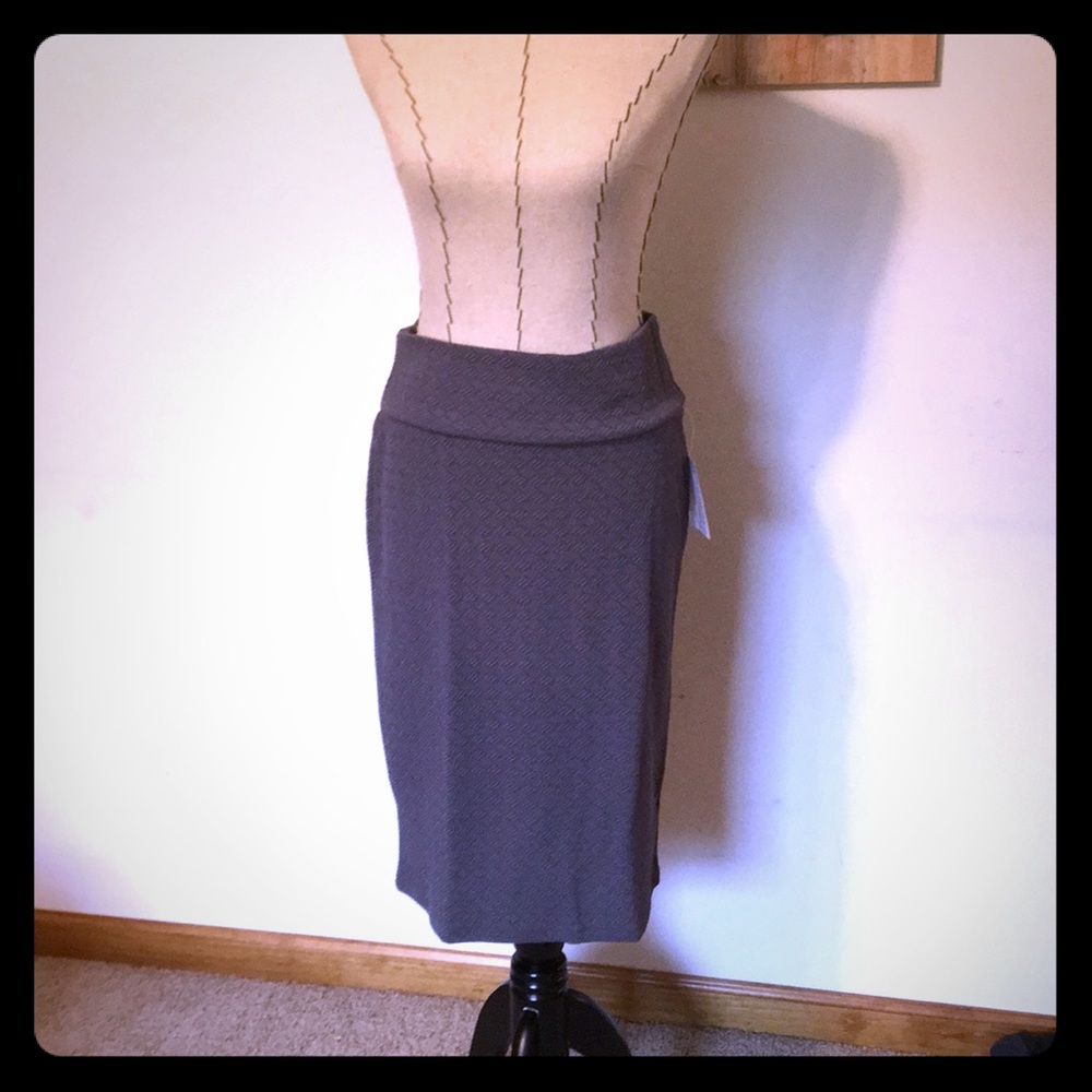 LuLaRoe Cassie skirt